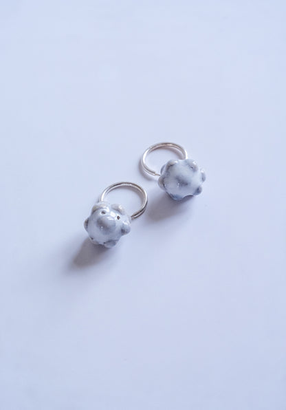 Boucle d'oreille en céramique, bleu ciel