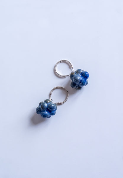 Boucle d'oreille en céramique, bleu éléctrique