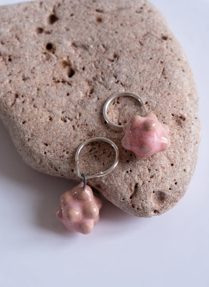 Boucle d'oreille en céramique, rose