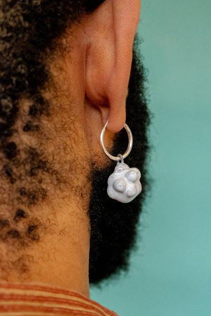 Boucle d'oreille en céramique, bleu ciel