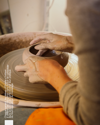 Cours hebdomadaires mixtes Tournage/Modelage